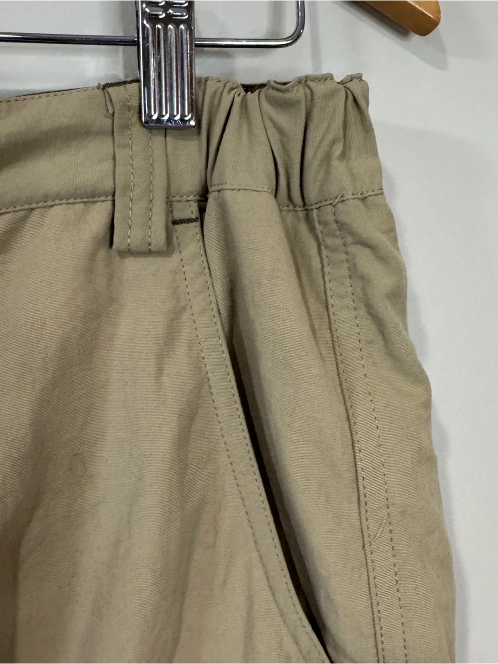 REI Men's Khaki Cargo Hiking Shorts UPF 40+ Nylon Outdoor Pockets Trail Size 32